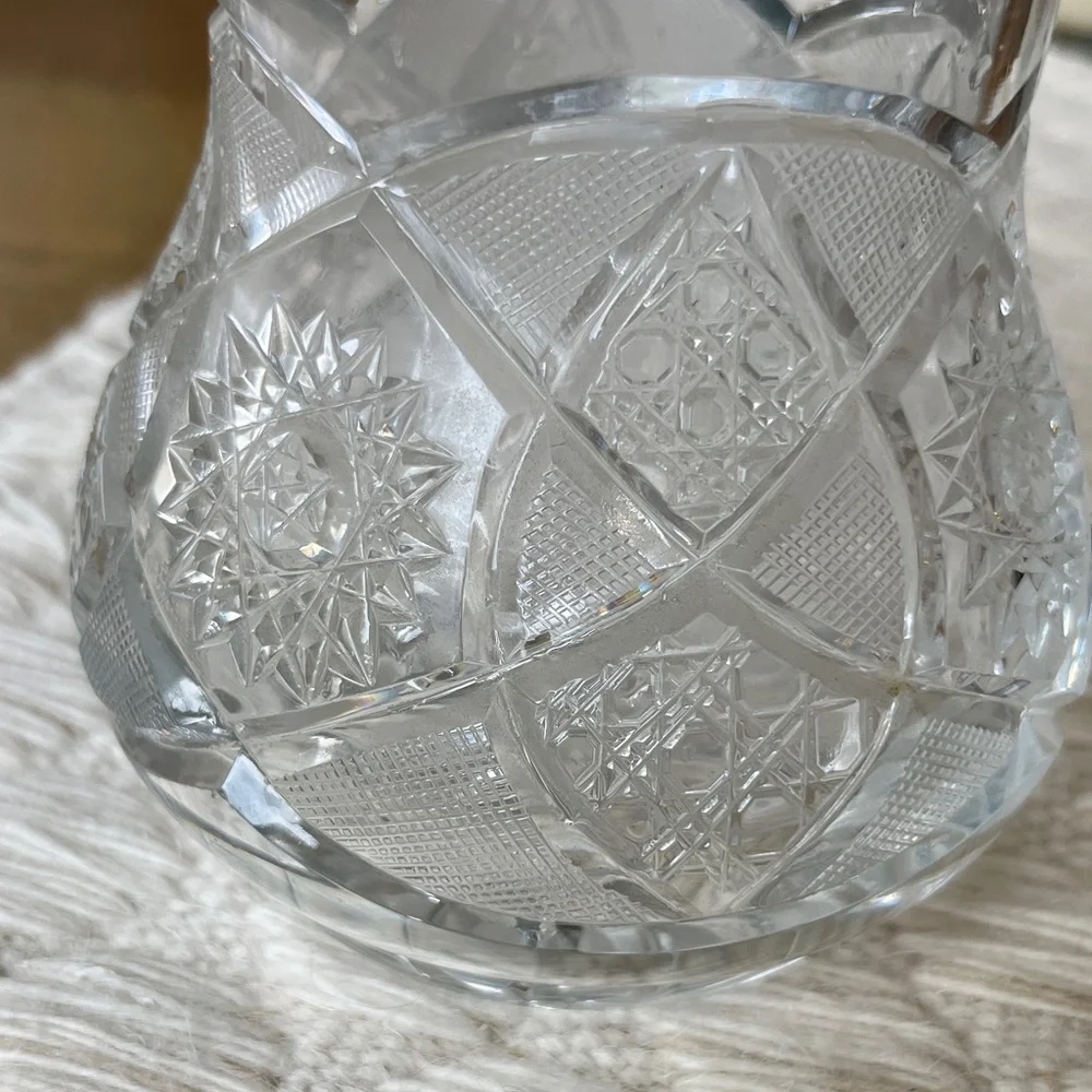 EUC Vintage crystal liquor decanter